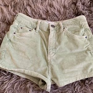 Corduroy shorts ✨